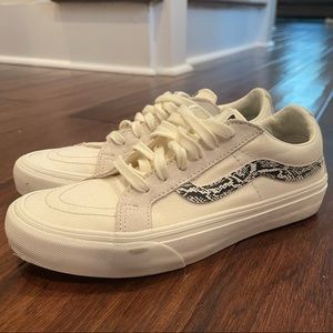 Vans woman’s size 8